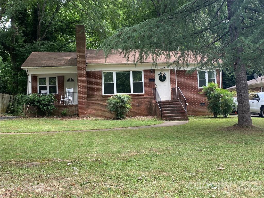 634 Mayview Drive, Charlotte, NC 28205 - MLS 3746977