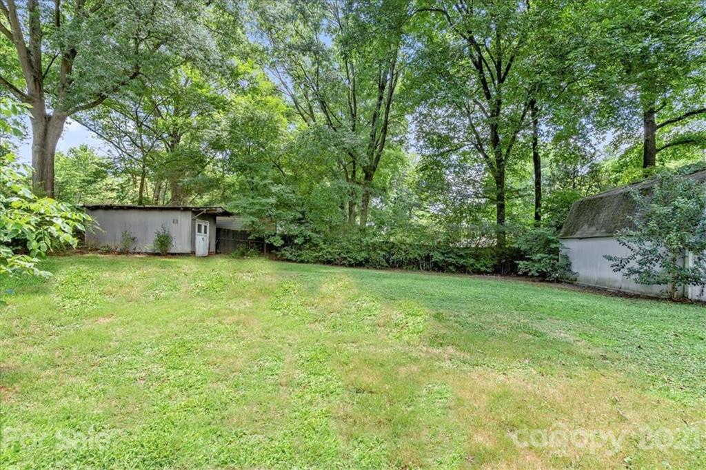 2019 Pinebrook Circle, Charlotte, NC 28208 MLS 3754802