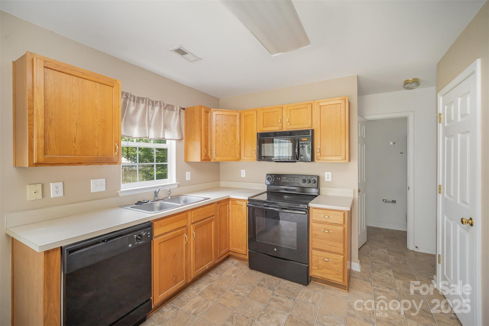 Property view 4
