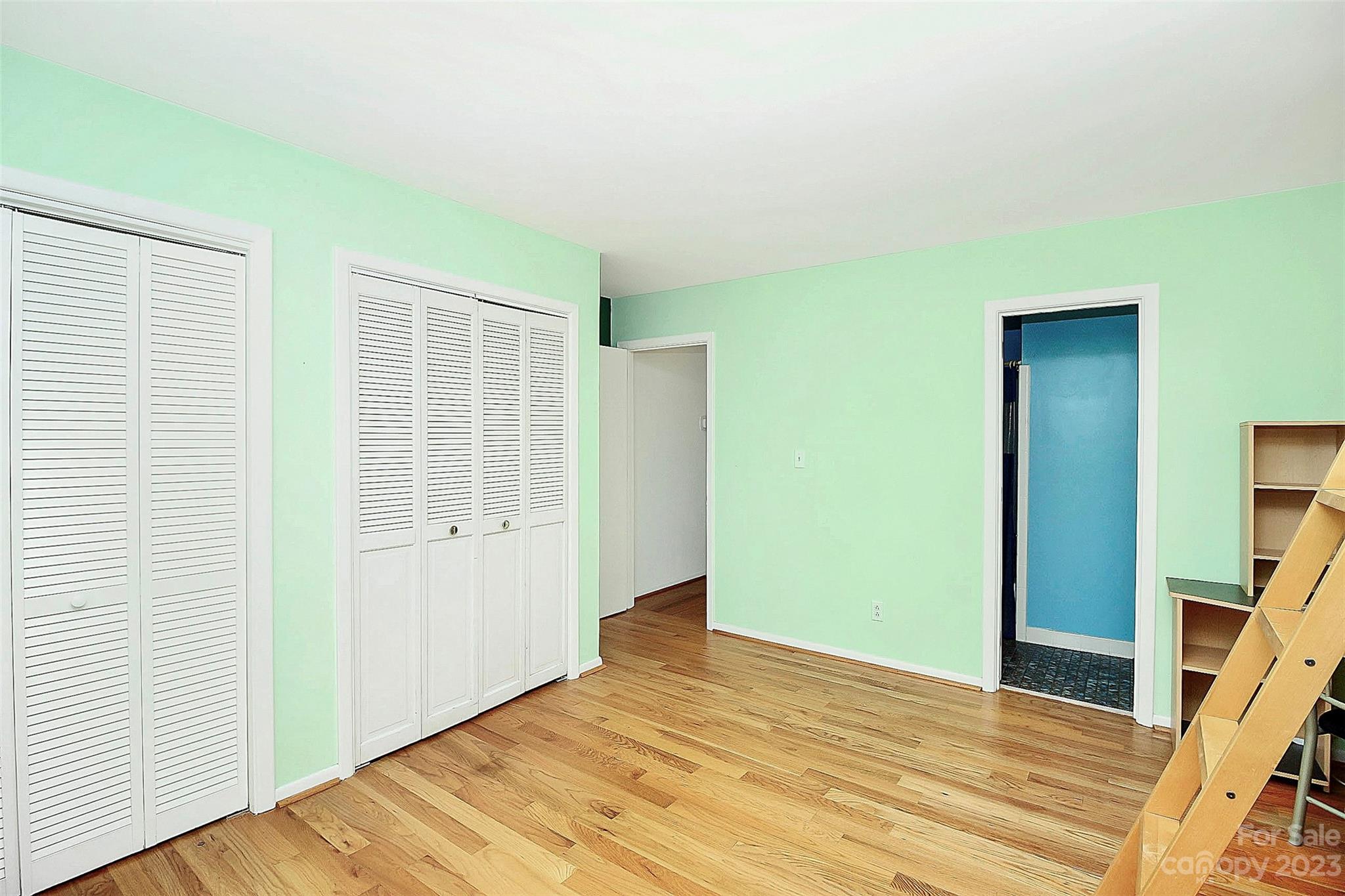 Image 19