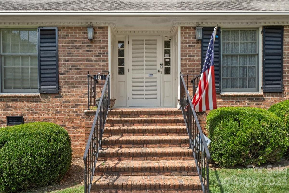 3430 Carmel Forest Drive, Charlotte, NC 28226 MLS 4037897