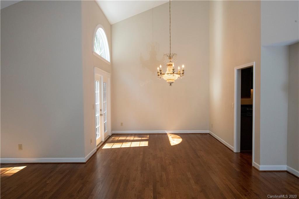 4913 Sanderson Lane, Charlotte, NC 28226 MLS 3528270