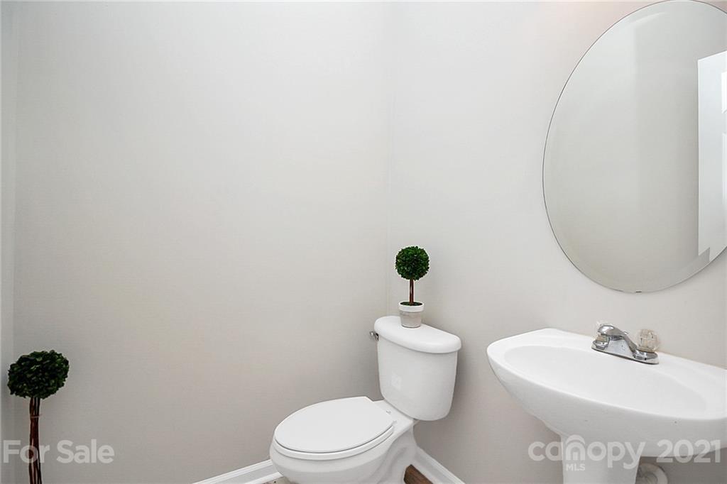 3737 Amber Meadows Drive, Charlotte, NC 28269 MLS 3708641