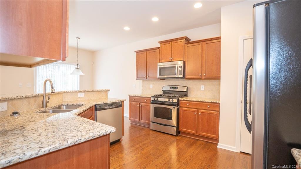 7132 Kinley Commons Lane, Charlotte, NC 28278 MLS 3592228