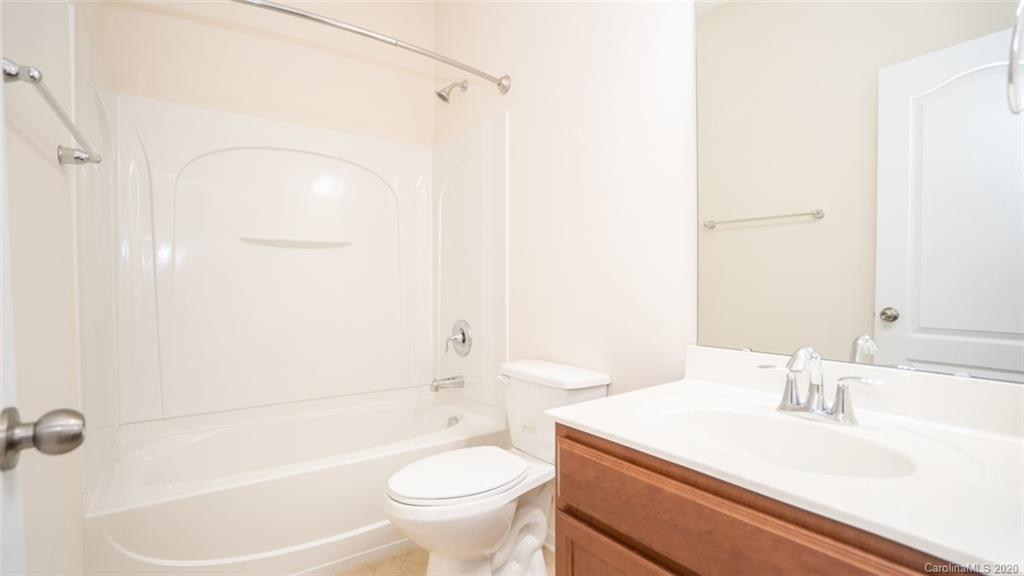 7132 Kinley Commons Lane, Charlotte, NC 28278 MLS 3592228