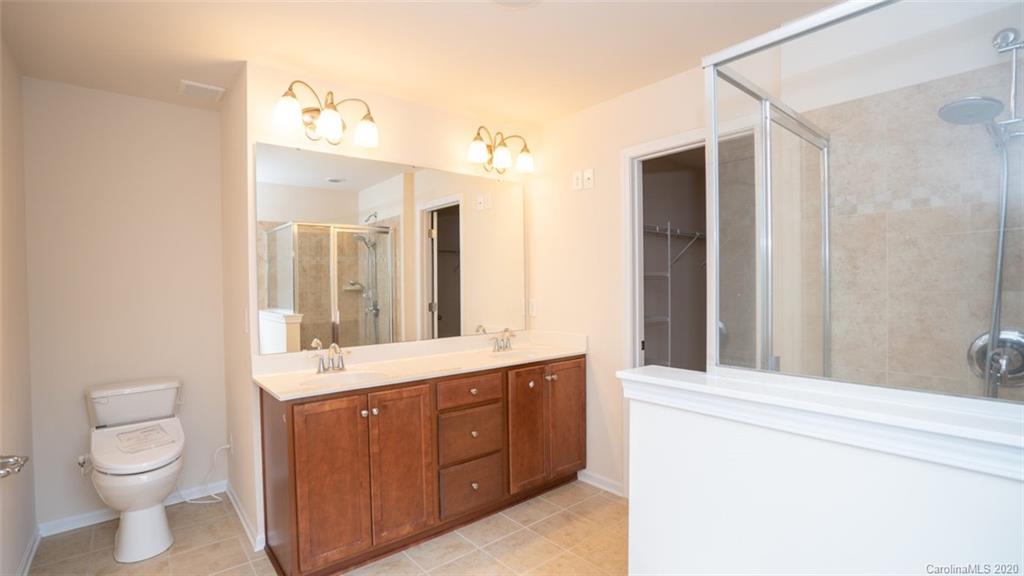 7132 Kinley Commons Lane, Charlotte, NC 28278 MLS 3592228