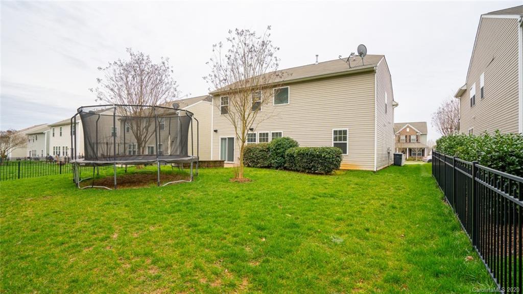 7132 Kinley Commons Lane, Charlotte, NC 28278 MLS 3592228