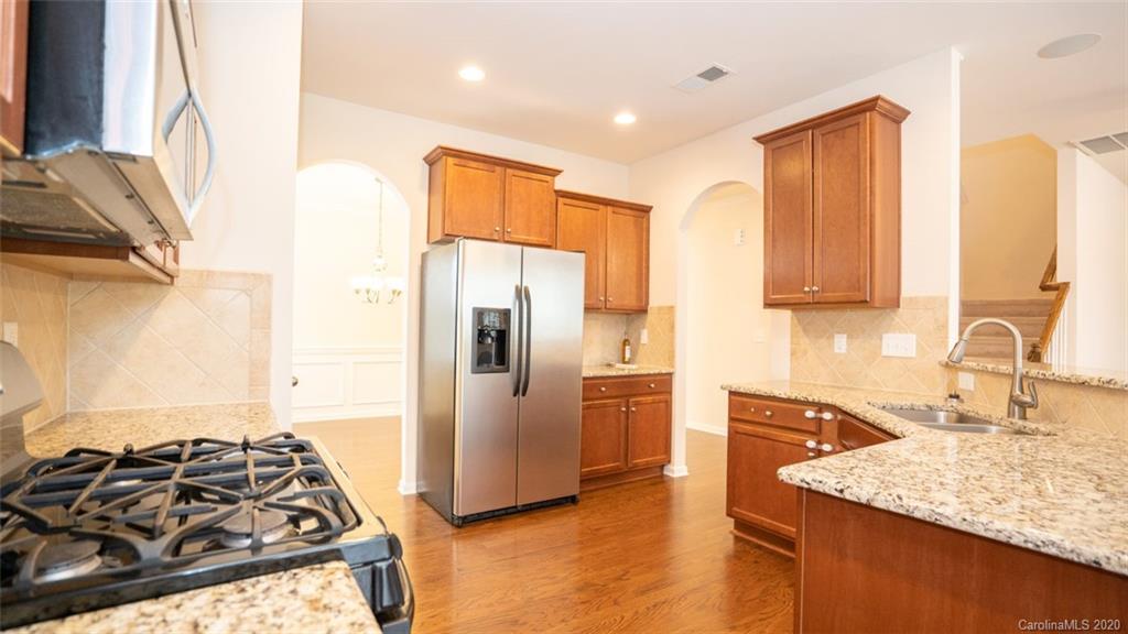 7132 Kinley Commons Lane, Charlotte, NC 28278 MLS 3592228