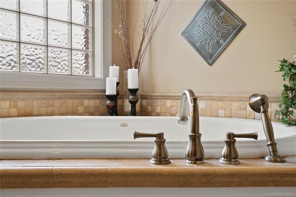 199 Cedar Lake Drive, Statesville, NC 28625 MLS 3659392